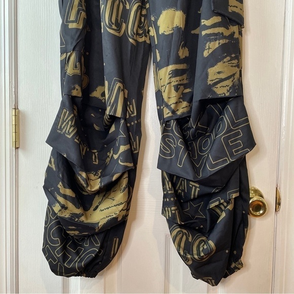 SHEIN Parachute Pants Black Green Elastic Waist Size 4 New - Picture 3 of 15